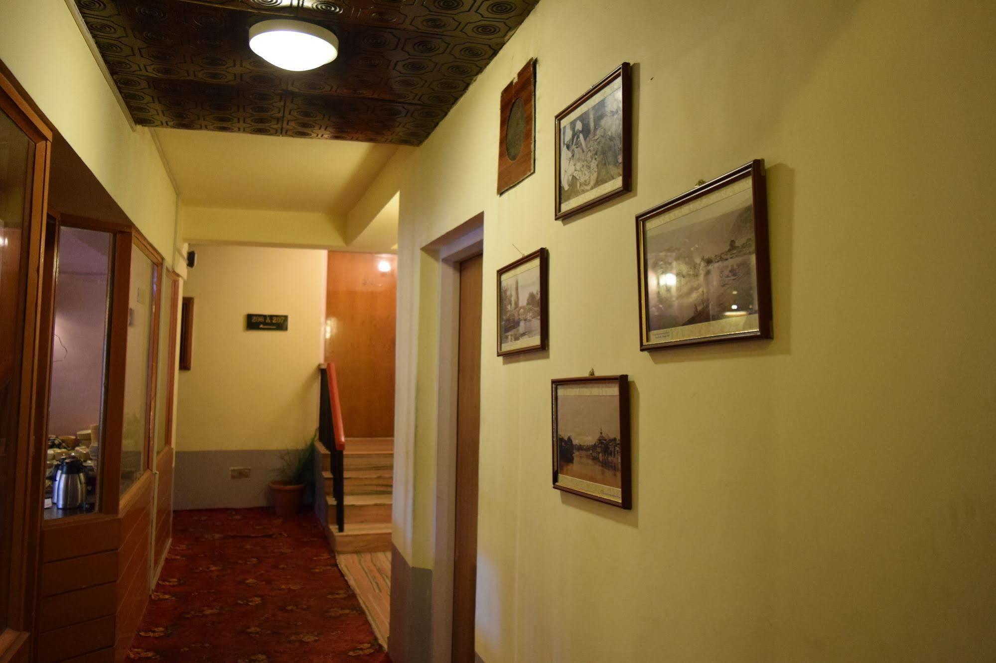 Welcome Hotel Gulmarg Zewnętrze zdjęcie